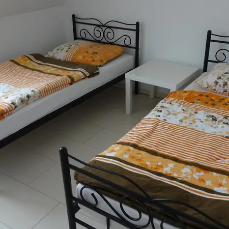 Bed and breakfast Private With Breakfast Hanóver